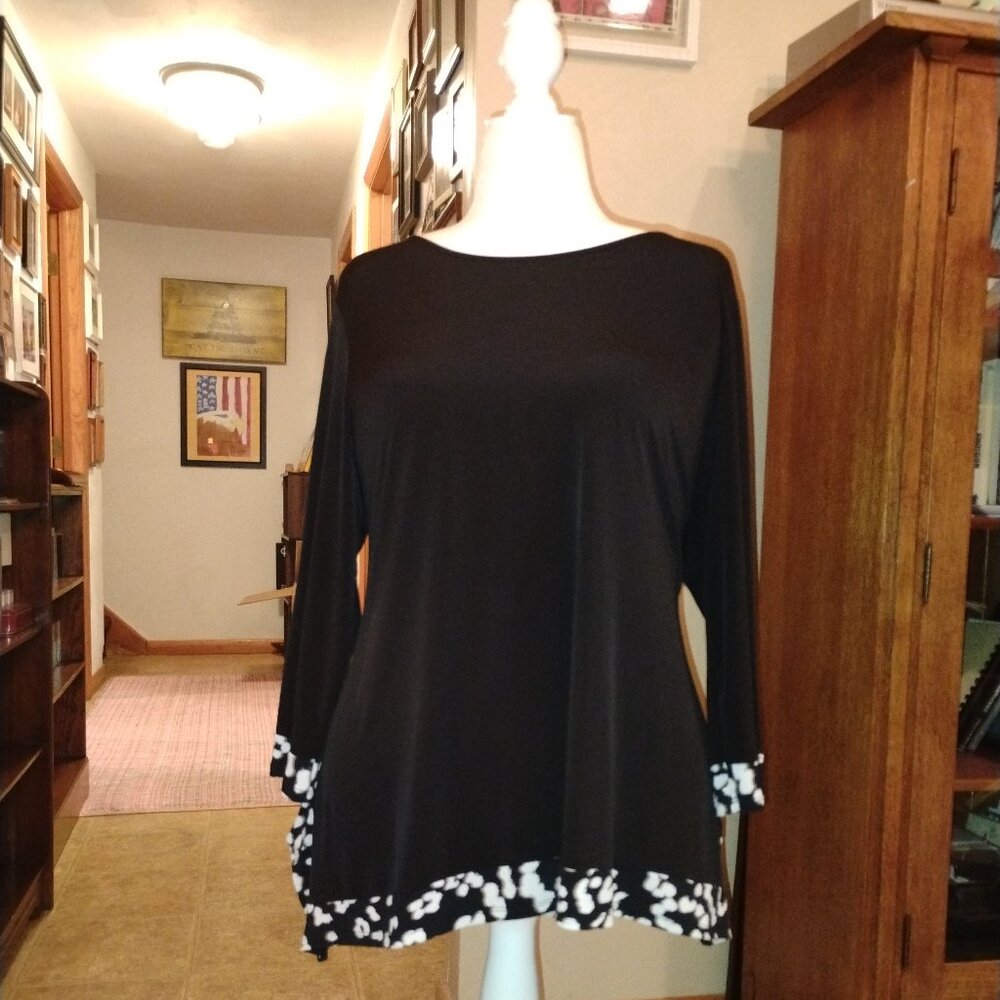 Chico's cheetah print Women's Top size xl